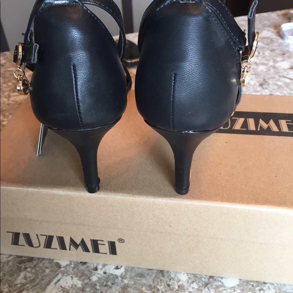 Lewis Dunham Heels - Picture 2 of 3